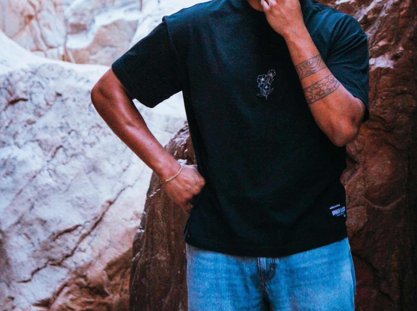 Blackout Desert Rose Tee🌷